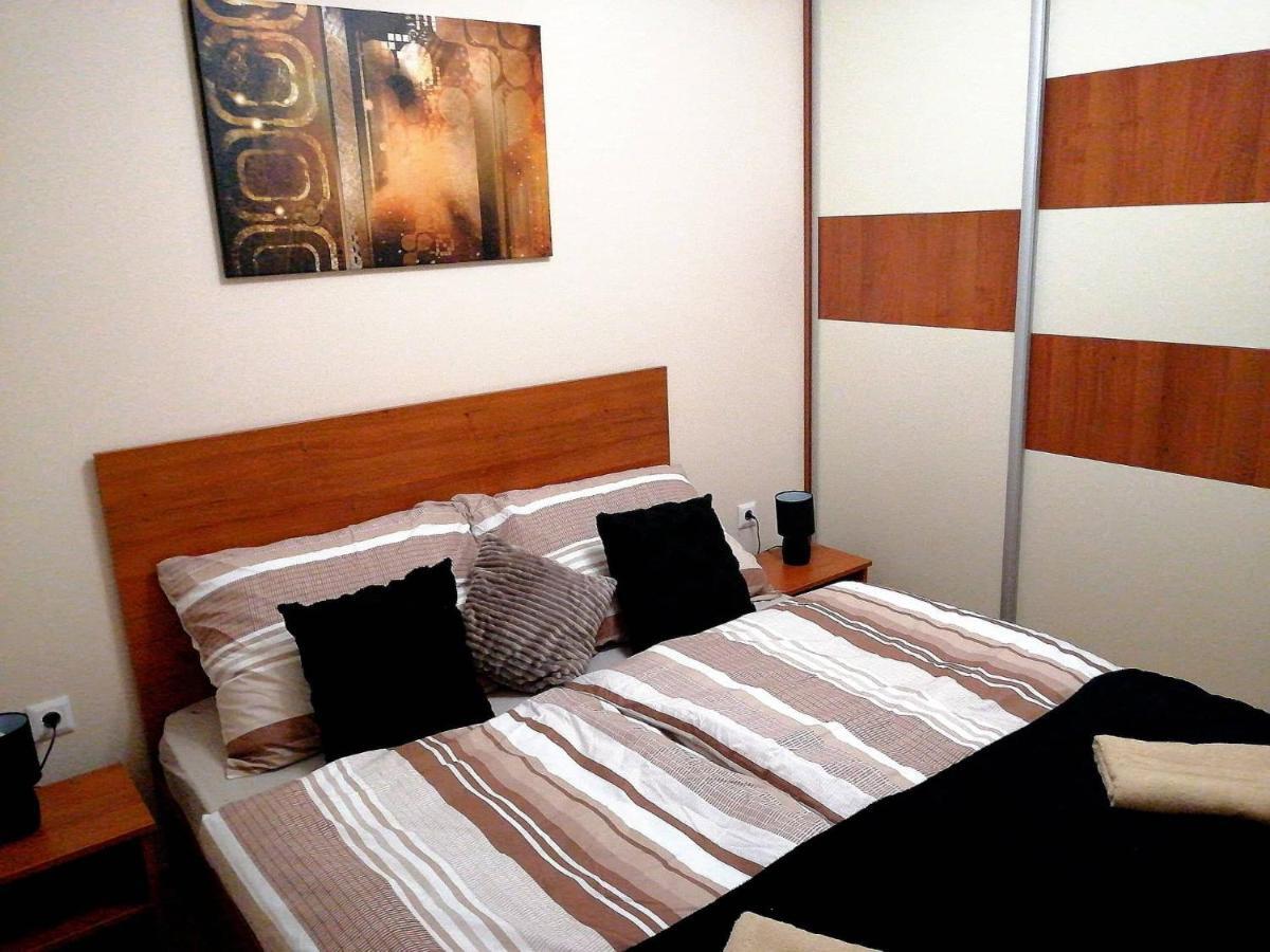 Olga Apartman Сегед Экстерьер фото