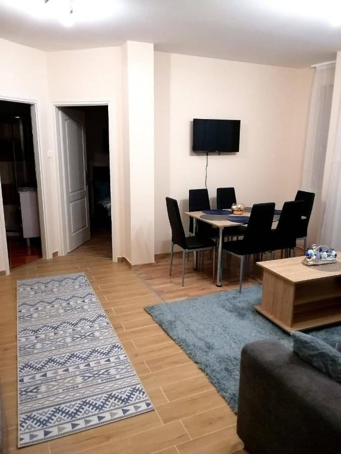 Olga Apartman Сегед Экстерьер фото