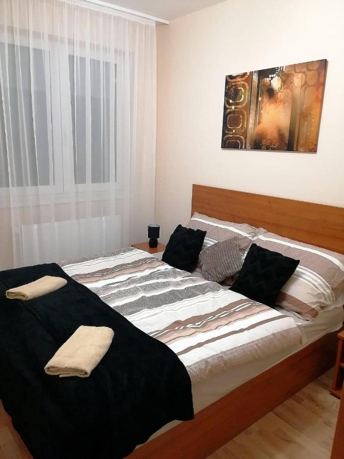 Olga Apartman Сегед Экстерьер фото