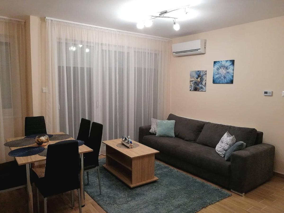 Olga Apartman Сегед Экстерьер фото